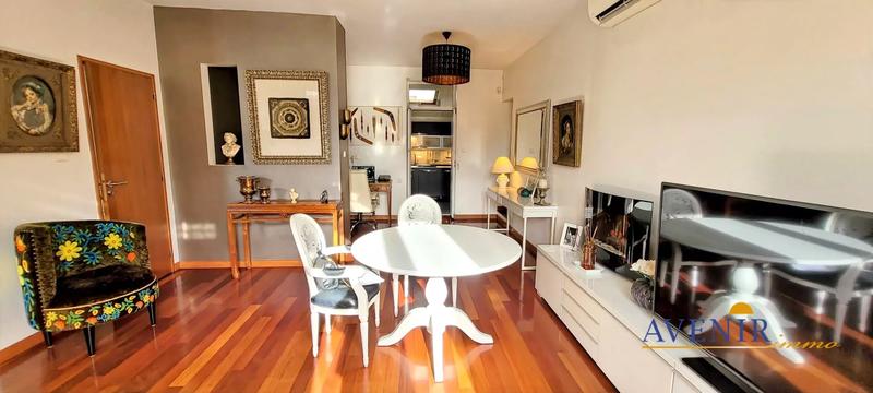 Appartement - 87 m² - 3 pièces