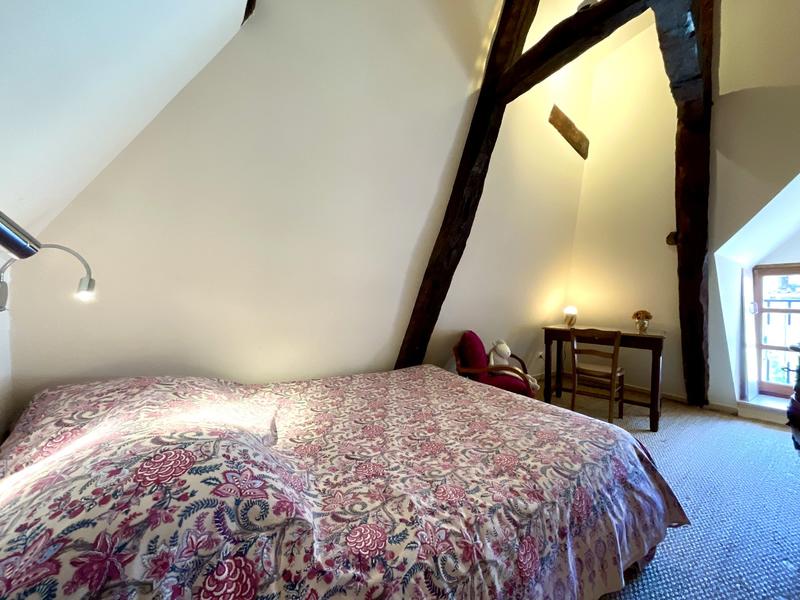 Maison - 140 m² - 9 pièces