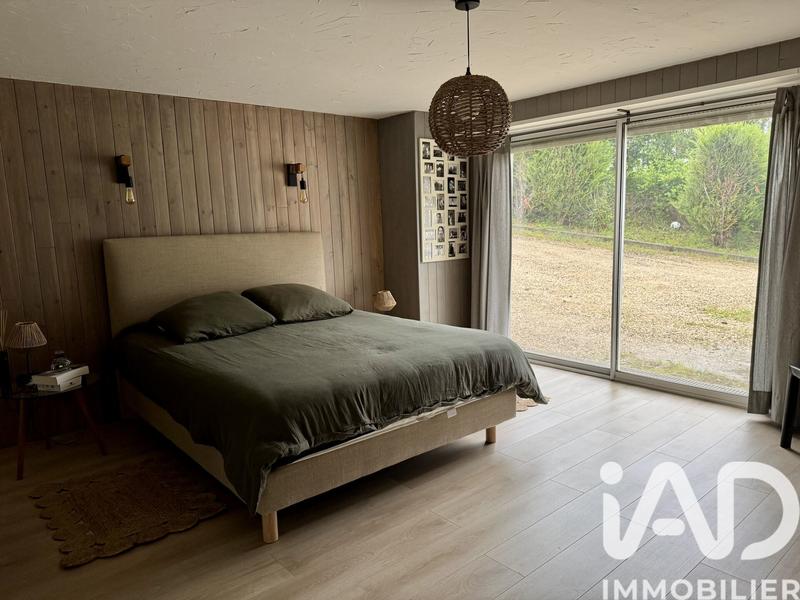 Maison - 200 m² - 7 pièces