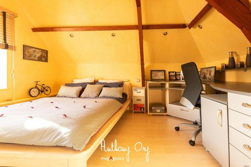 Maison de ville - 247 m² - 10 pièces