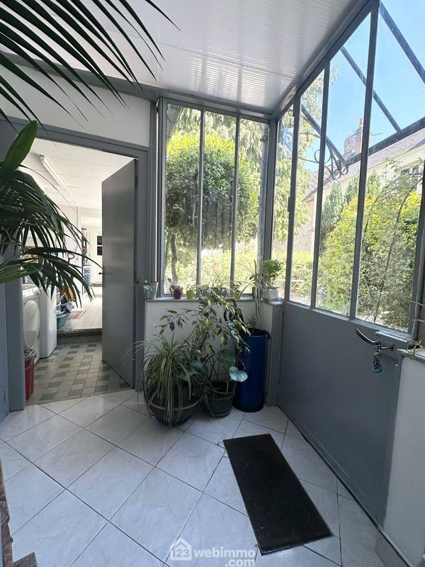 Maison de maîtres - 341 m² - 8 pièces