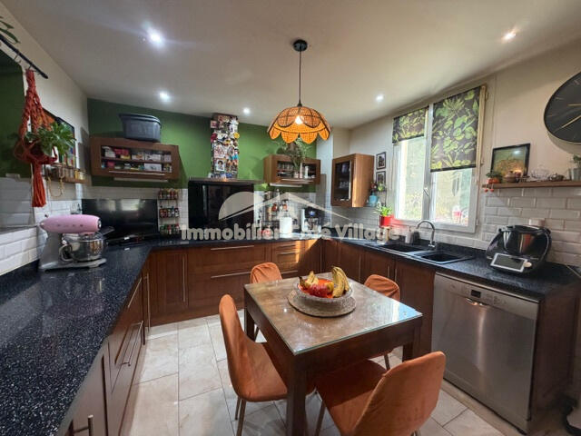 Appartement - 75 m² - 3 pièces