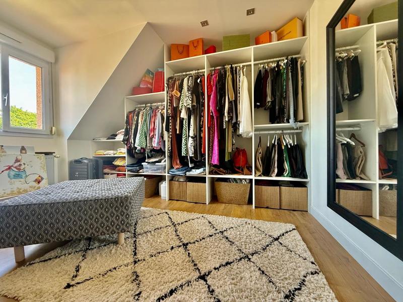 Maison - 189 m² - 7 pièces