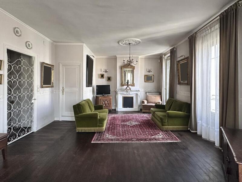 Appartement bourgeois - 200 m² - 6 pièces