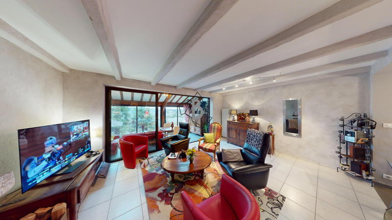 Maison - 96 m² - 5 pièces