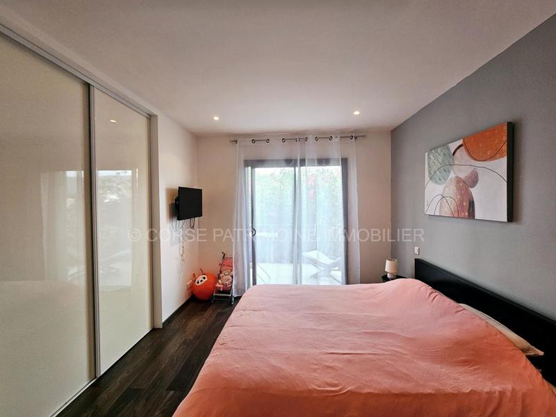 Maison - 206 m² - 7 pièces