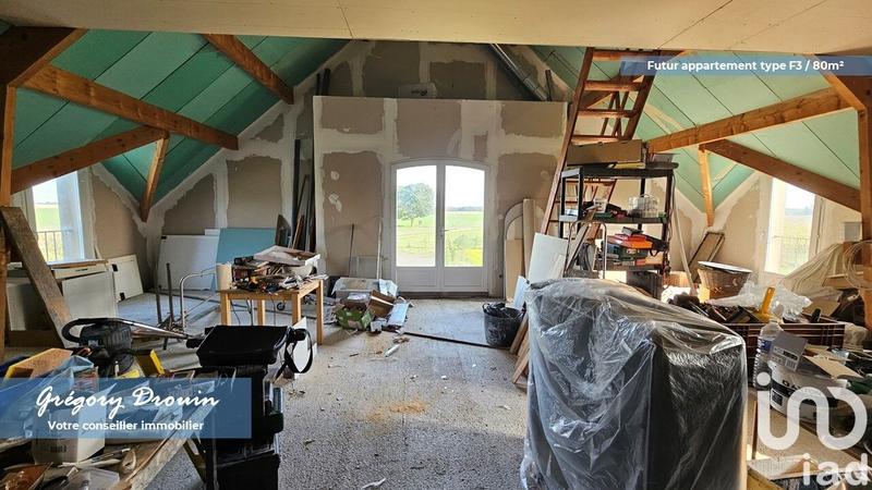 Maison - 318 m² - 10 pièces