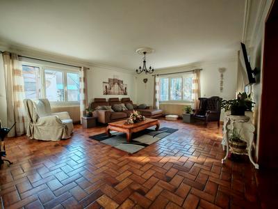 Maison - 262 m² - 10 pièces