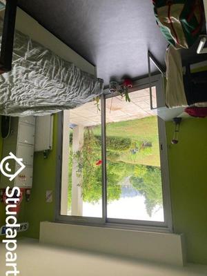 Chambre - 10 m² - 1 pièce