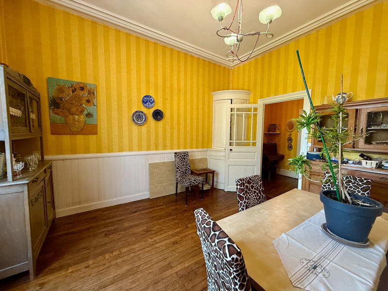 Maison - 160 m² - 7 pièces