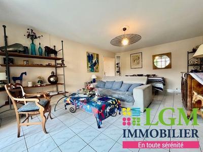 Appartement - 72 m² - 3 pièces