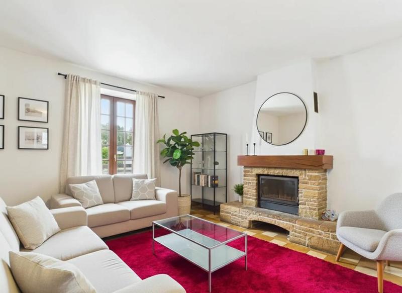 Maison - 200 m² - 9 pièces