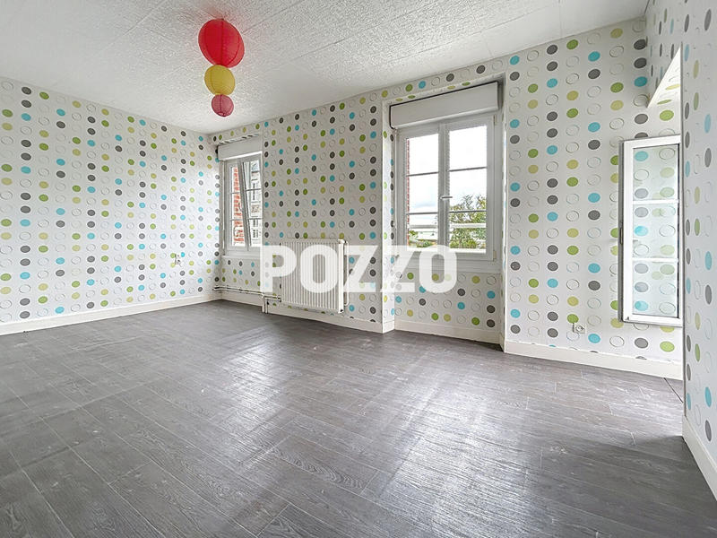 Maison - 100 m² - 4 pièces