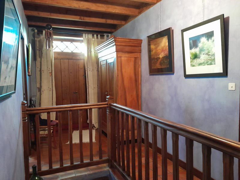 Maison - 240 m² - 8 pièces