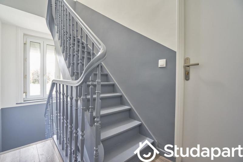 Chambre - 13 m² - 1 pièce