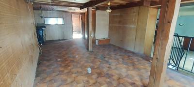 Local commercial - 300 m² - 7 pièces