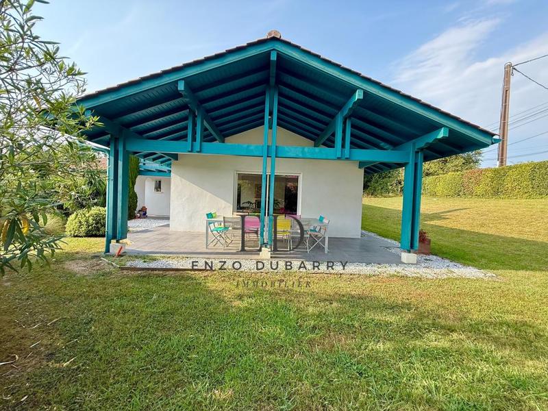 Maison - 170 m² - 6 pièces