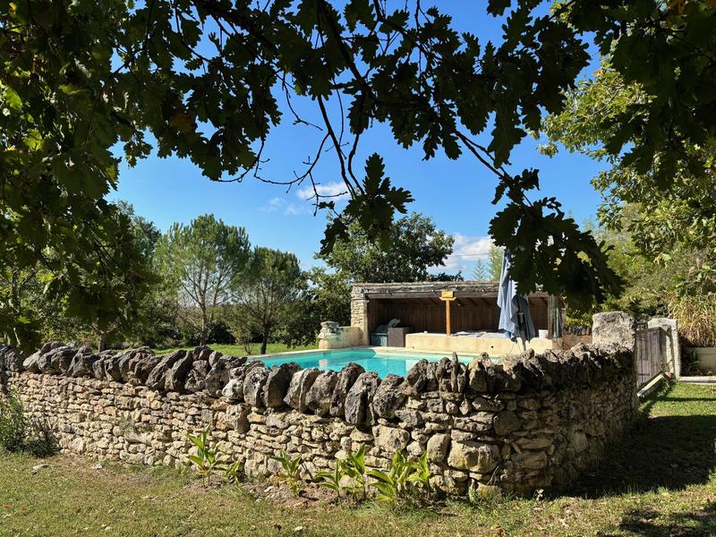 Maison en pierre - 210 m² - 11 pièces