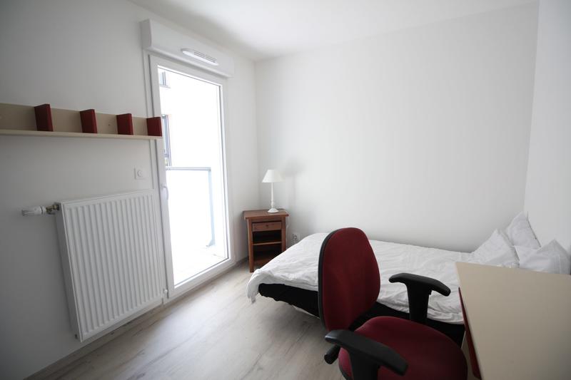 Appartement - 80 m² - 4 pièces