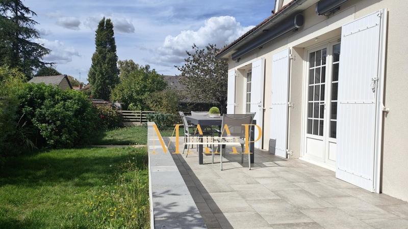 Maison - 90 m² - 4 pièces