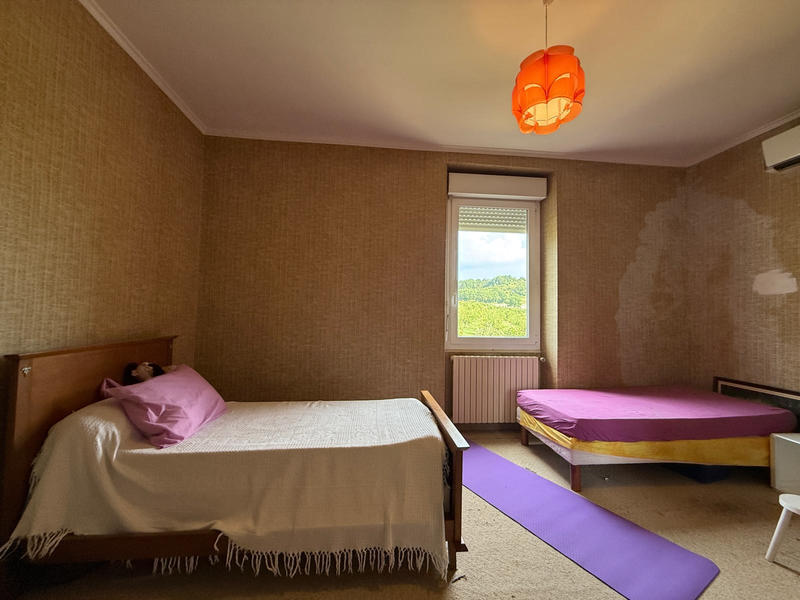 Maison - 205 m² - 5 pièces