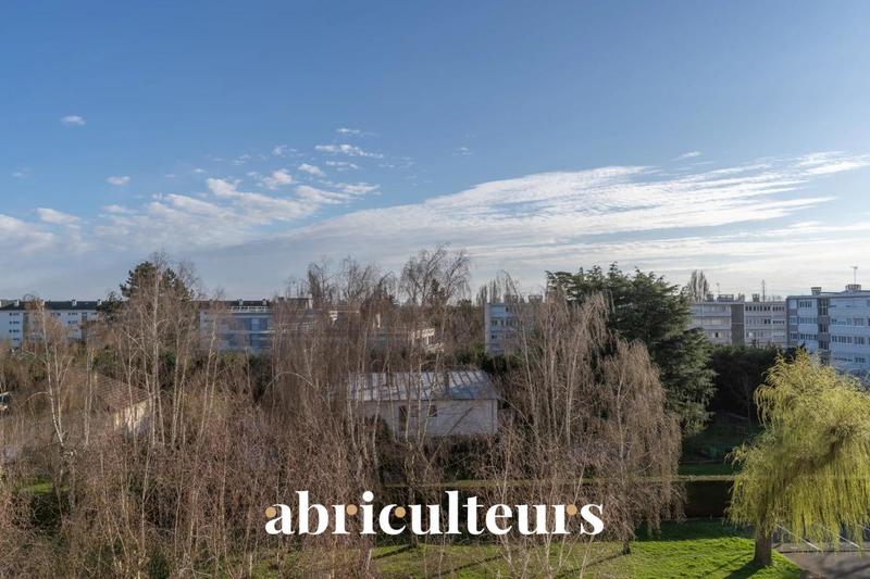 Appartement ancien - 64 m² - 3 pièces