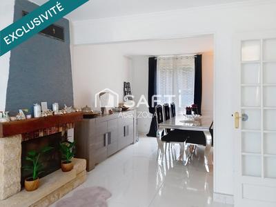 Maison - 127 m² - 7 pièces