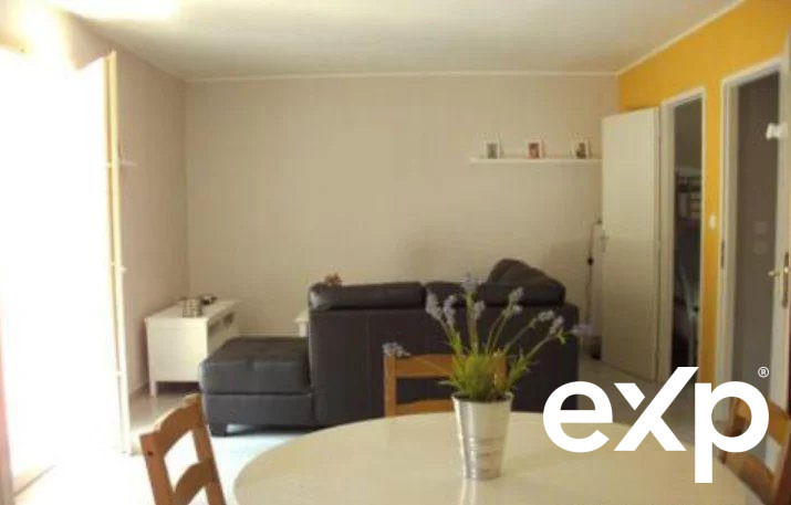 Maison - 185 m² - 11 pièces