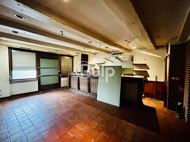 Maison - 141 m² - 7 pièces