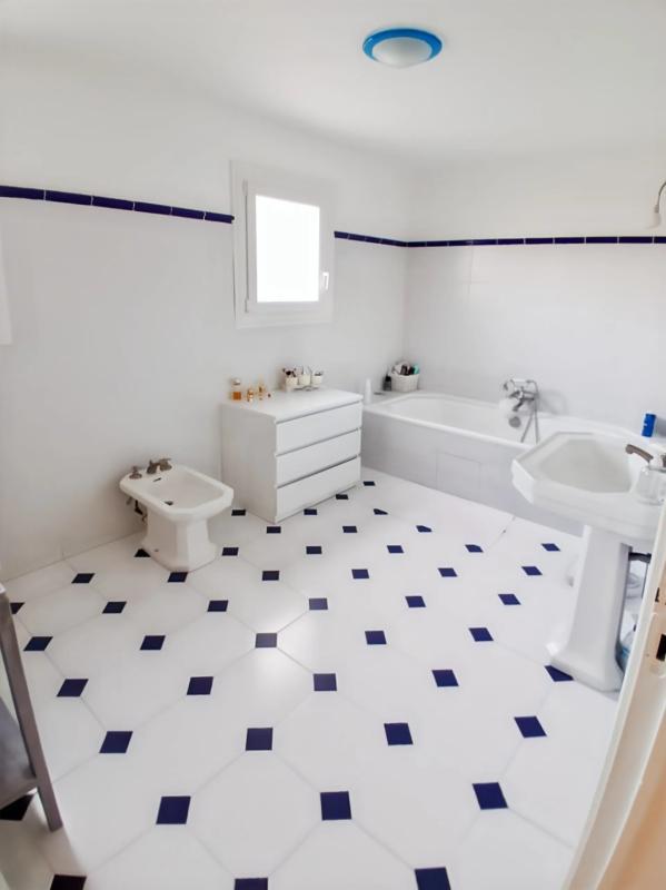 Villa - 204 m² - 7 pièces