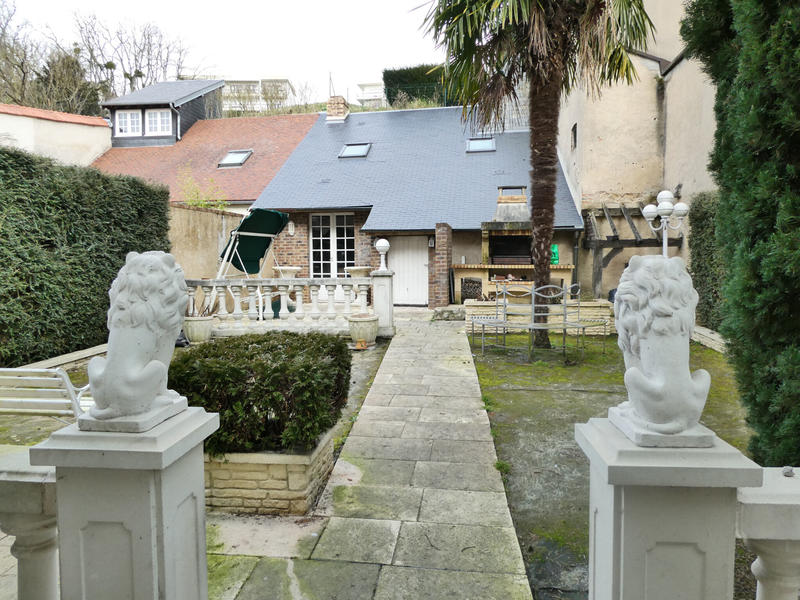 Maison - 135 m² - 6 pièces