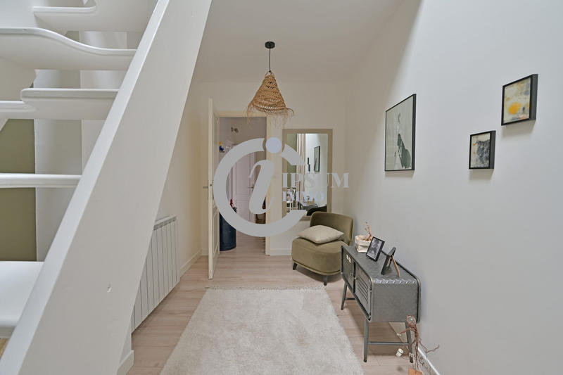 Maison ancienne - 241 m² - 8 pièces