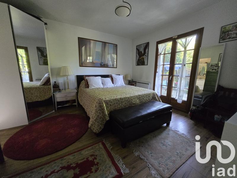 Maison - 166 m² - 7 pièces