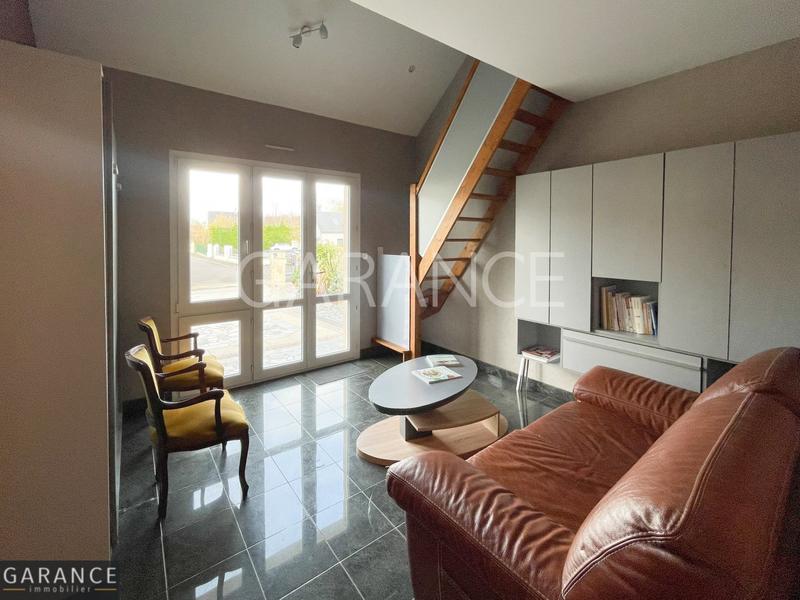 Maison - 211 m² - 6 pièces