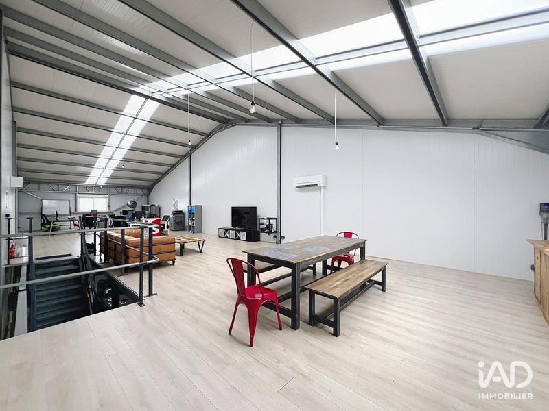 Local commercial - 255 m²