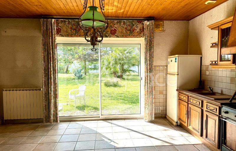 Maison - 205 m² - 7 pièces