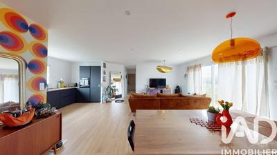 Maison - 96 m² - 5 pièces