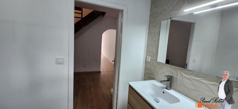 Appartement - 85 m² - 4 pièces