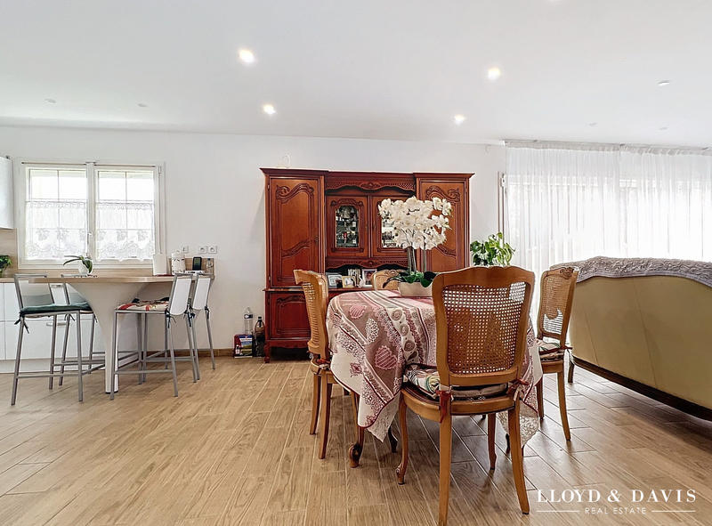 Maison - 123 m² - 4 pièces