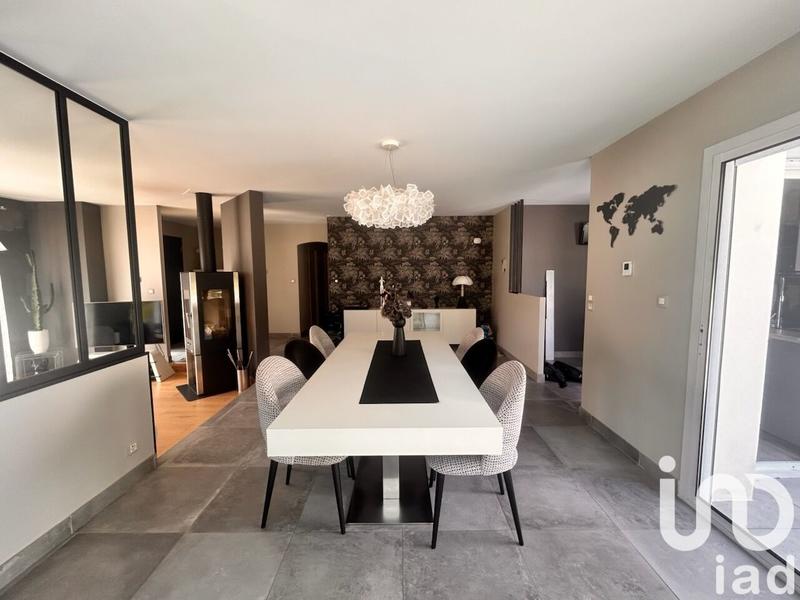 Maison - 141 m² - 5 pièces