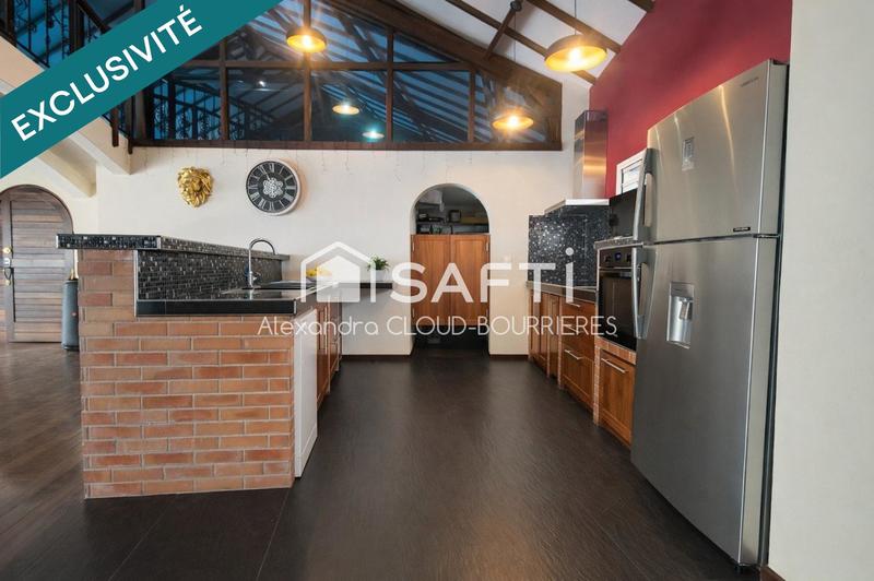 Villa - 276 m² - 6 pièces