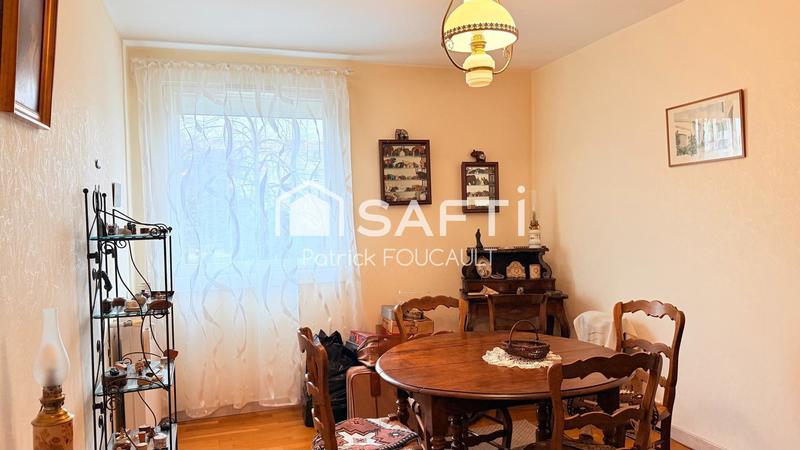 Appartement - 104 m² - 5 pièces