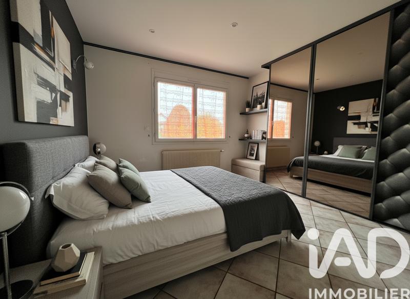 Maison - 158 m² - 7 pièces