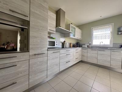 Maison - 94 m² - 4 pièces