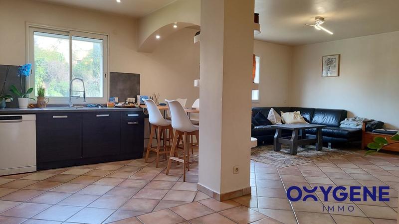 Maison - 190 m² - 7 pièces