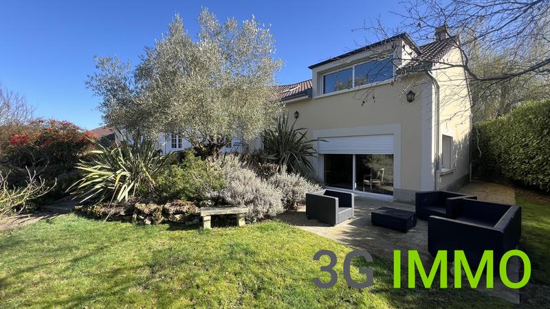 Maison contemporaine - 190 m² - 8 pièces