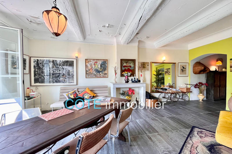 Appartement - 90 m² - 3 pièces