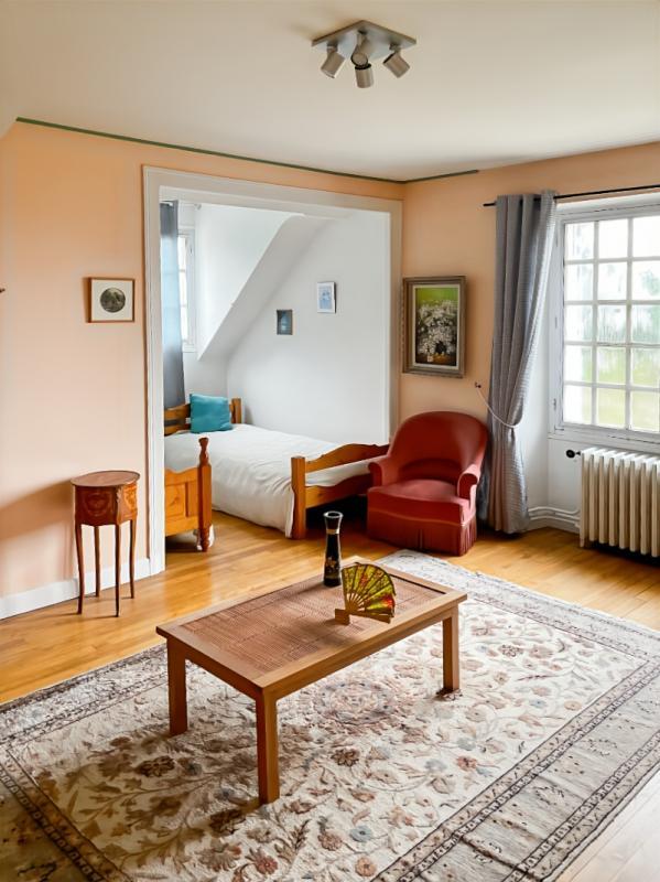 Maison - 252 m² - 10 pièces