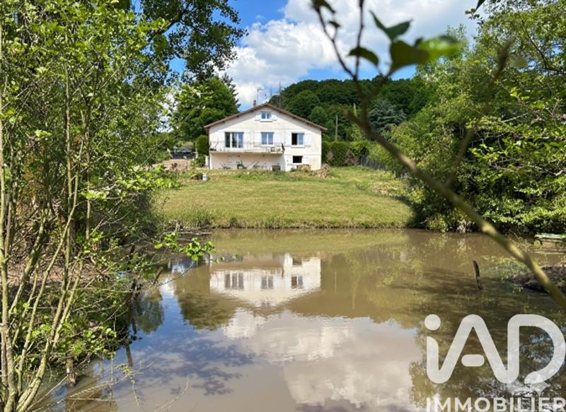 Maison - 90 m² - 5 pièces