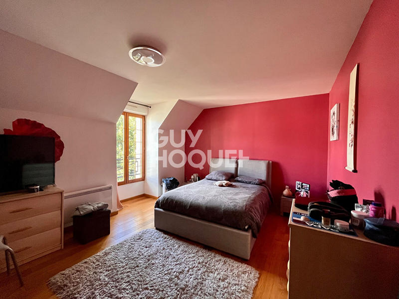 Maison - 143 m² - 5 pièces